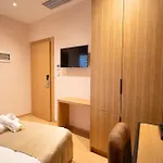 Boutique Jera 3*