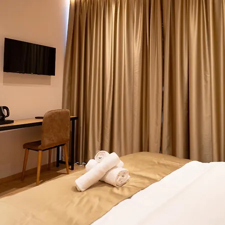 Boutique Jera 3* Tirana