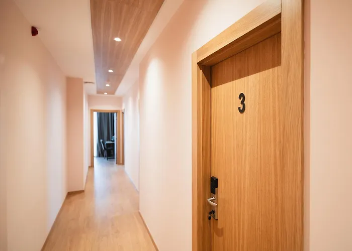 Boutique Jera * Тирана