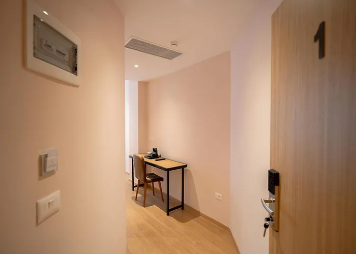 Boutique Jera Тирана