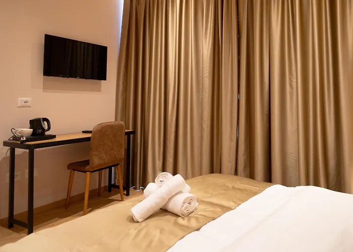 Boutique Jera * Tirana